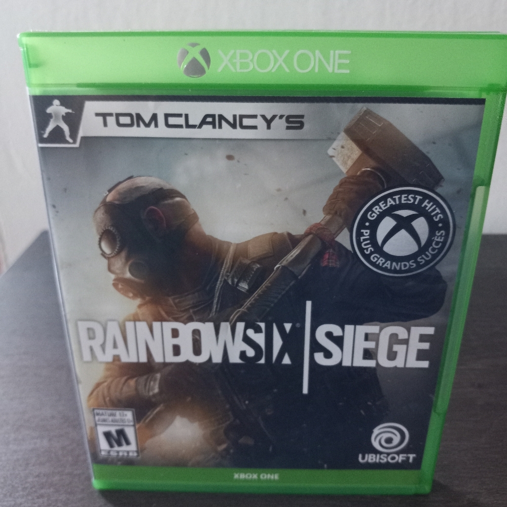 2015 Tom Clancy's Rainbow Six Siege For Xbox One Complete